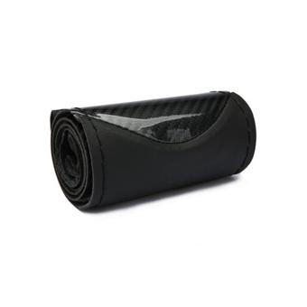 Husa volan auto imitatie piele si carbon cu ac si ata negru marime M 37-38 cm Cod: WK-1012