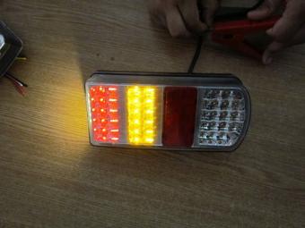 Lampa stop camion DF TRL006 LED 12V