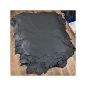 Piele naturala bovina pentru tapiterie neagra grosime 1.8 mm finisaj mat bucata intreaga aproximativ 2.26 m²