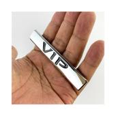 Ornament VIP metalic 9,4x1,6cm  Cod: JST-08